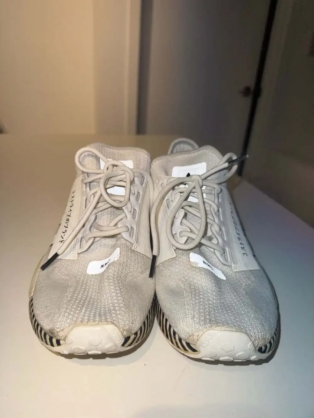 Adidas NMD_R1 V2 Tokyo White Black Size 8.5